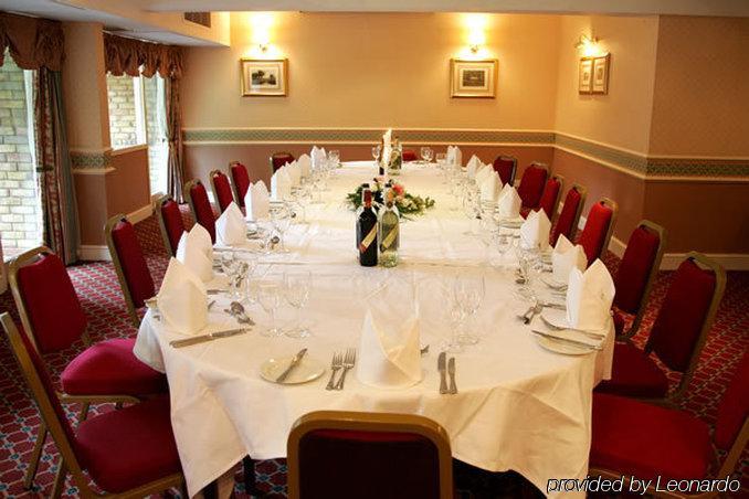 Potters Heron Hotel Romsey Restaurant photo