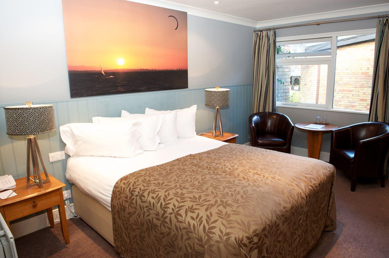 Potters Heron Hotel Romsey Chambre photo
