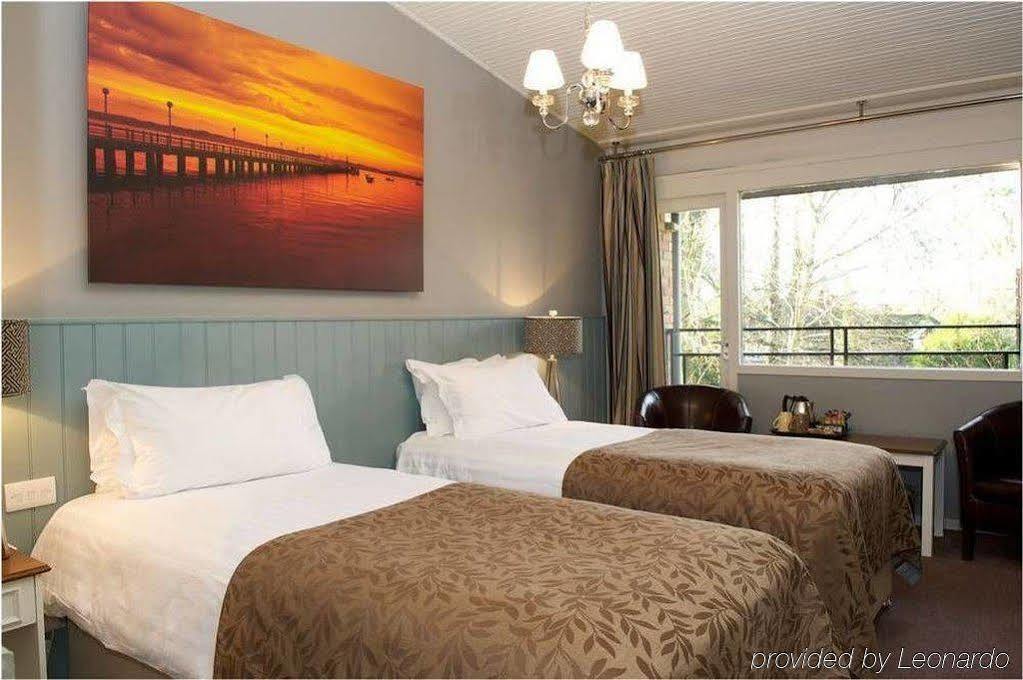 Potters Heron Hotel Romsey Extérieur photo