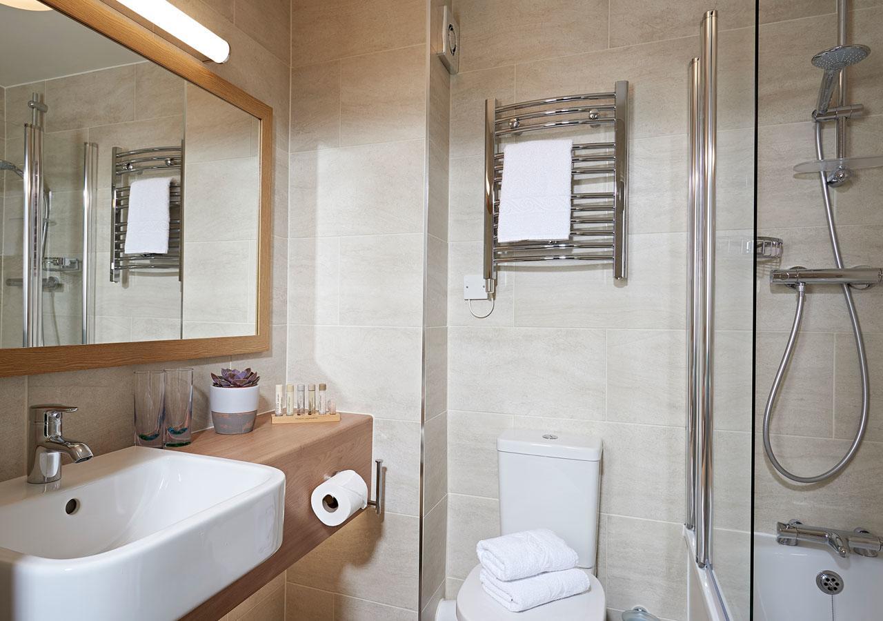 Potters Heron Hotel Romsey Extérieur photo
