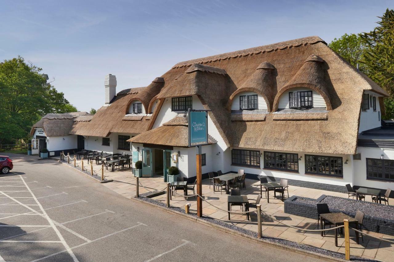 Potters Heron Hotel Romsey Extérieur photo